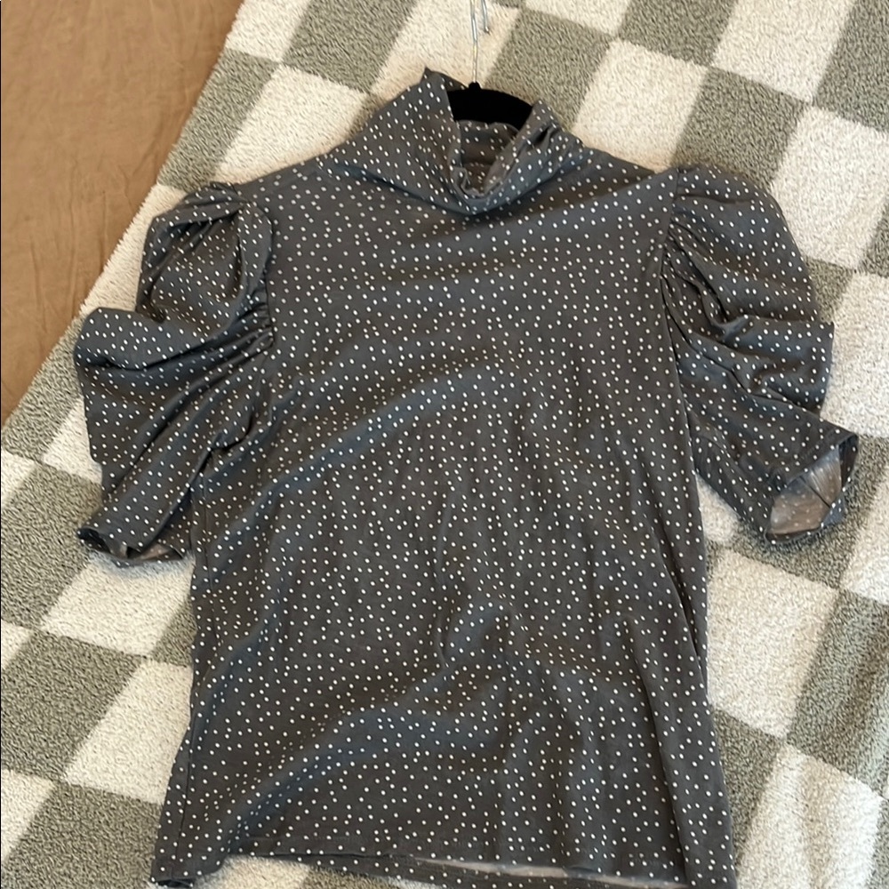NEW Elegant Green Puff Sleeve Top